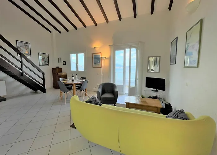 A Stagnola Apartment